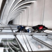 yüksek binada dış cephe temizlik hizmetleri